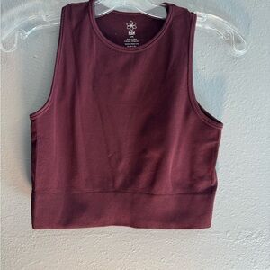 Aura Ribbed Maroon Crop Top